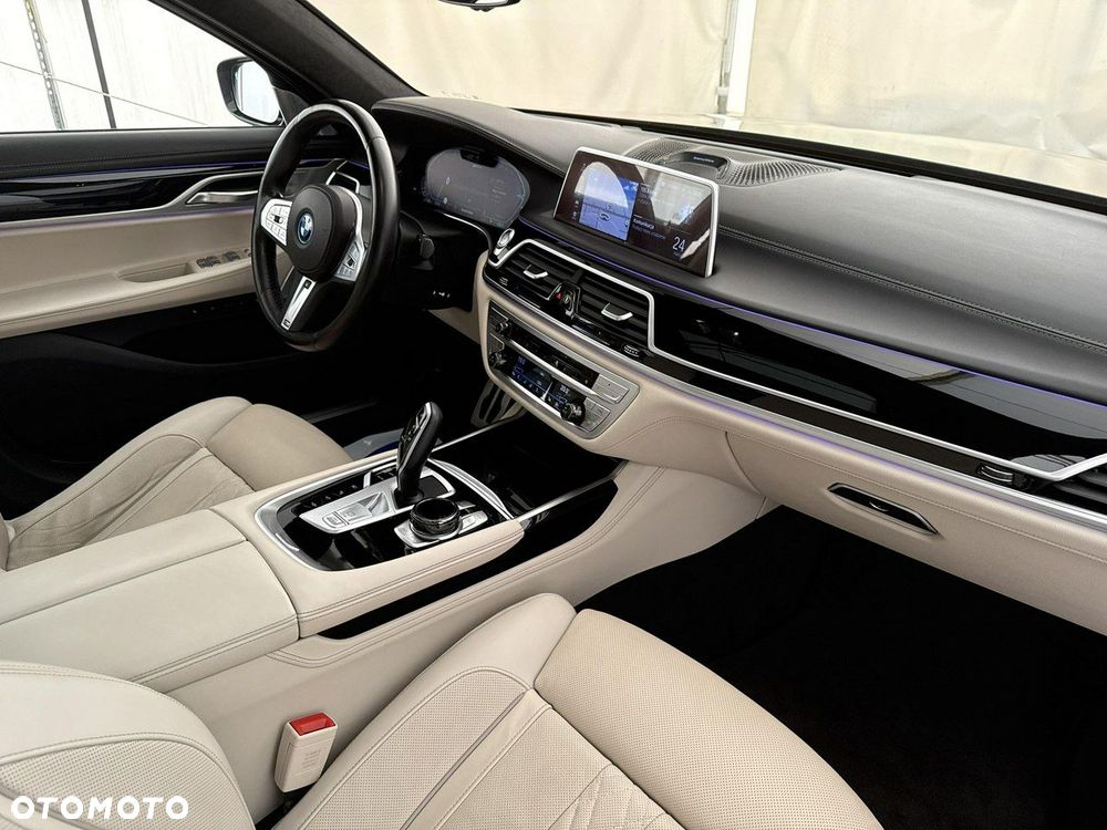 BMW Seria 7 - 23