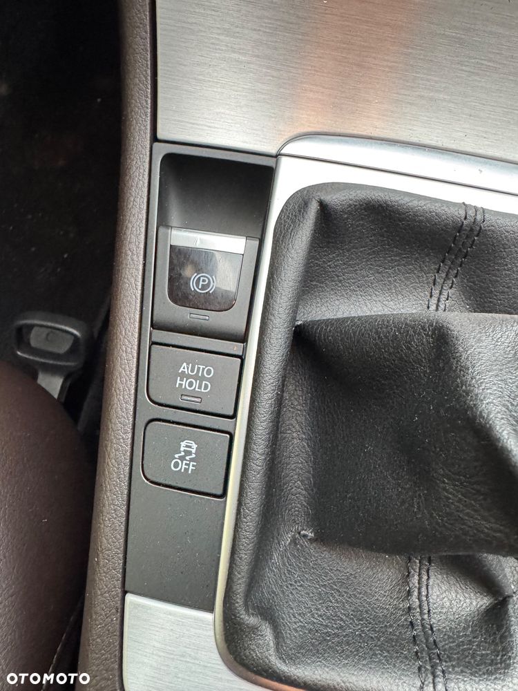 Volkswagen Passat 2.0 TSI Highline - 15
