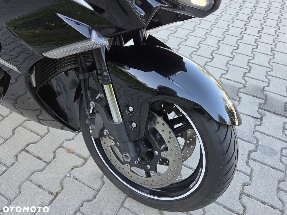 Yamaha FJR - 15
