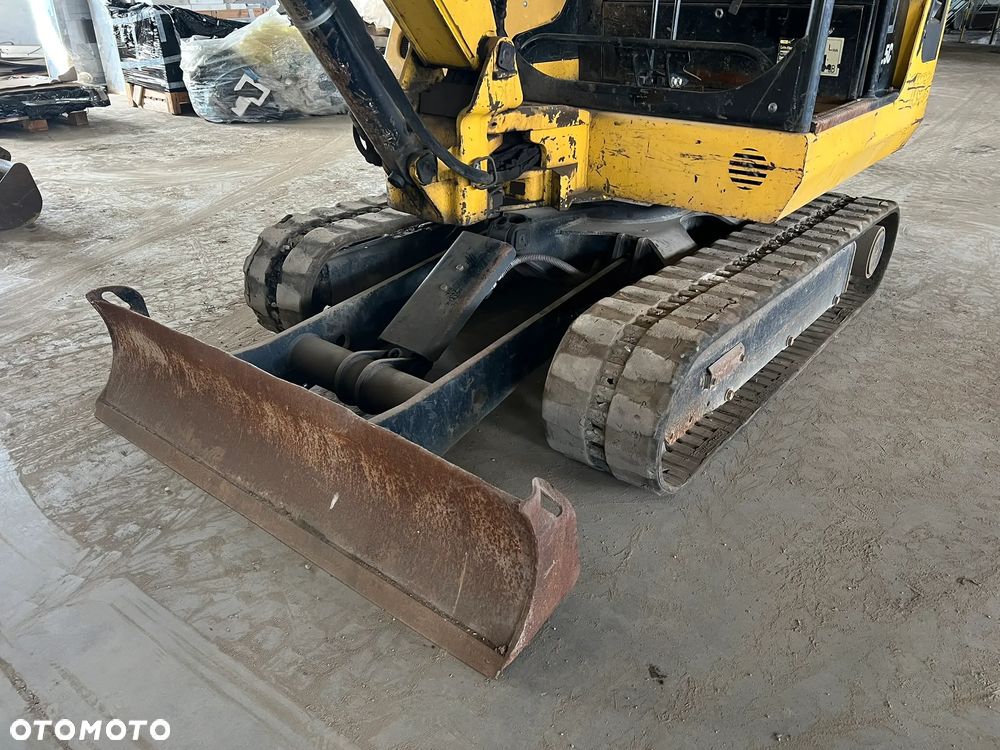 Caterpillar 302.5C - 8