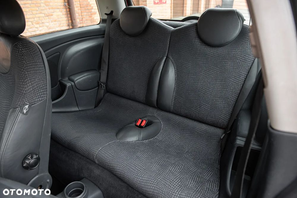 MINI ONE Standard - 18