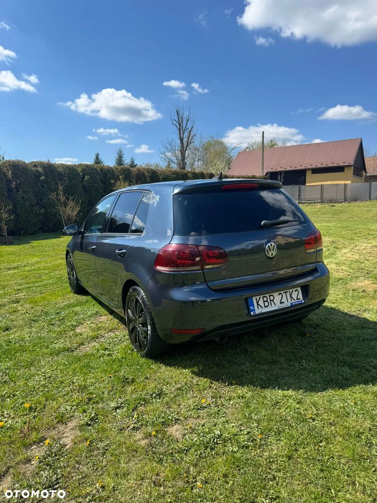 Volkswagen Golf 1.6 TDI DPF Style - 1