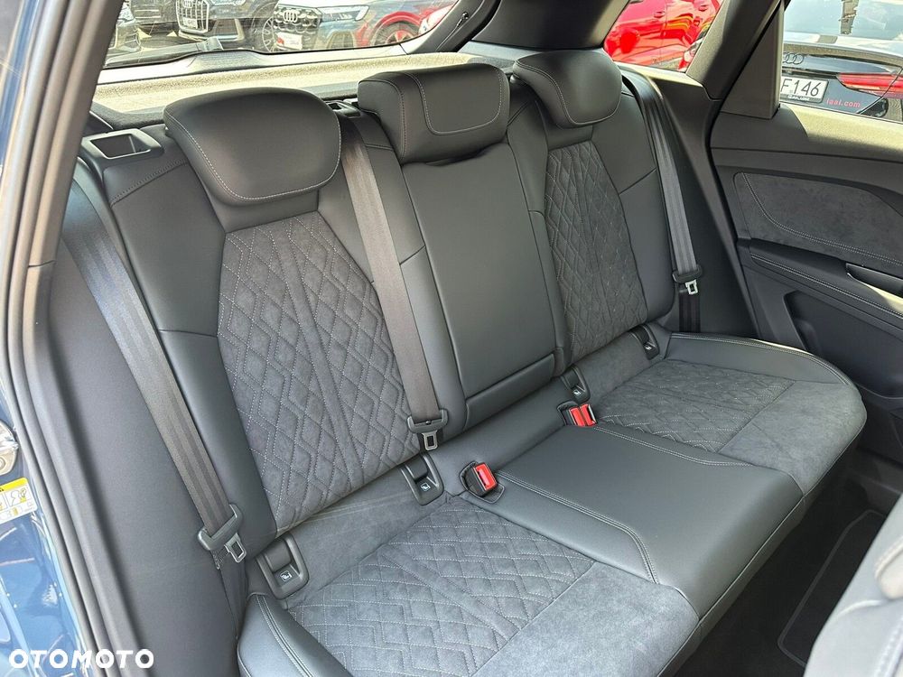 Audi Q4 e-tron - 29