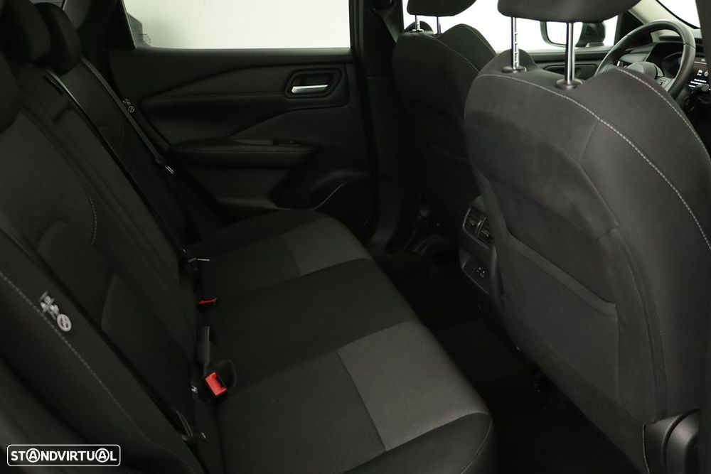 Nissan Qashqai 1.3 DIG-T N-Connecta LED Xtronic - 22