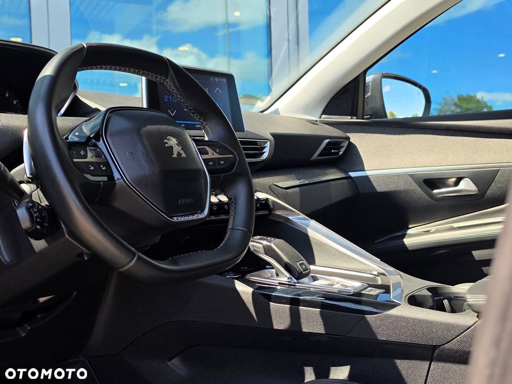 Peugeot 3008 1.2 PureTech GPF Crossway S&S EAT8 - 17