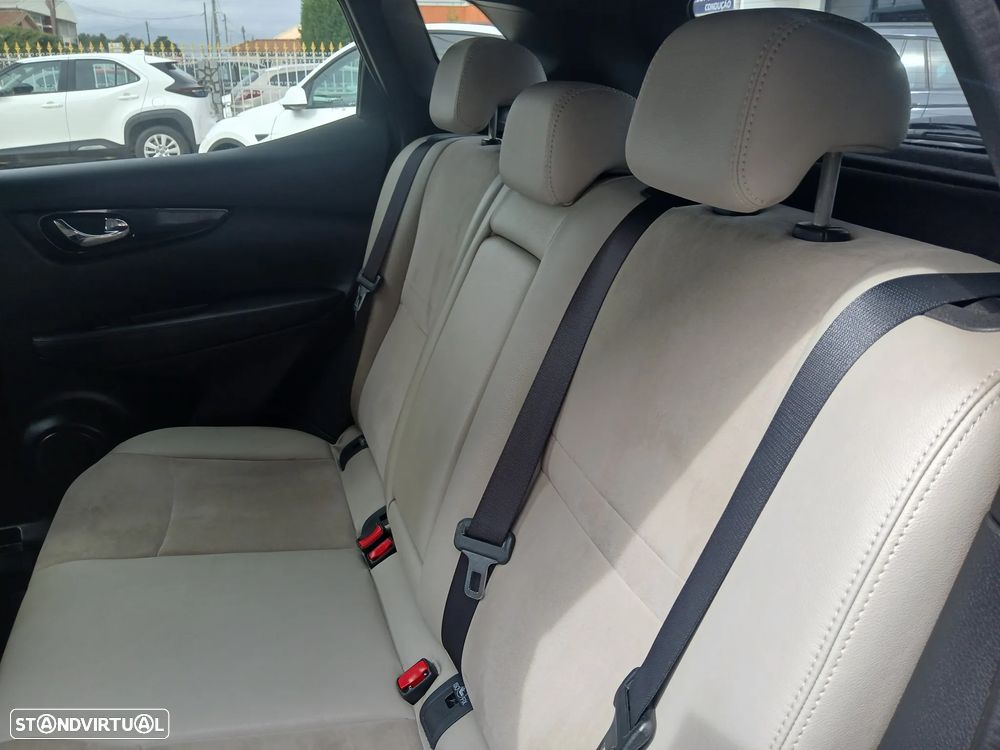 Nissan Qashqai 1.5 dCi Tekna Premium Pele S Alcantara - 19