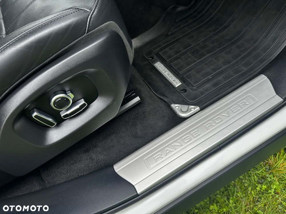 Land Rover Range Rover Sport S 3.0 D HSE Dynamic Stealth - 26