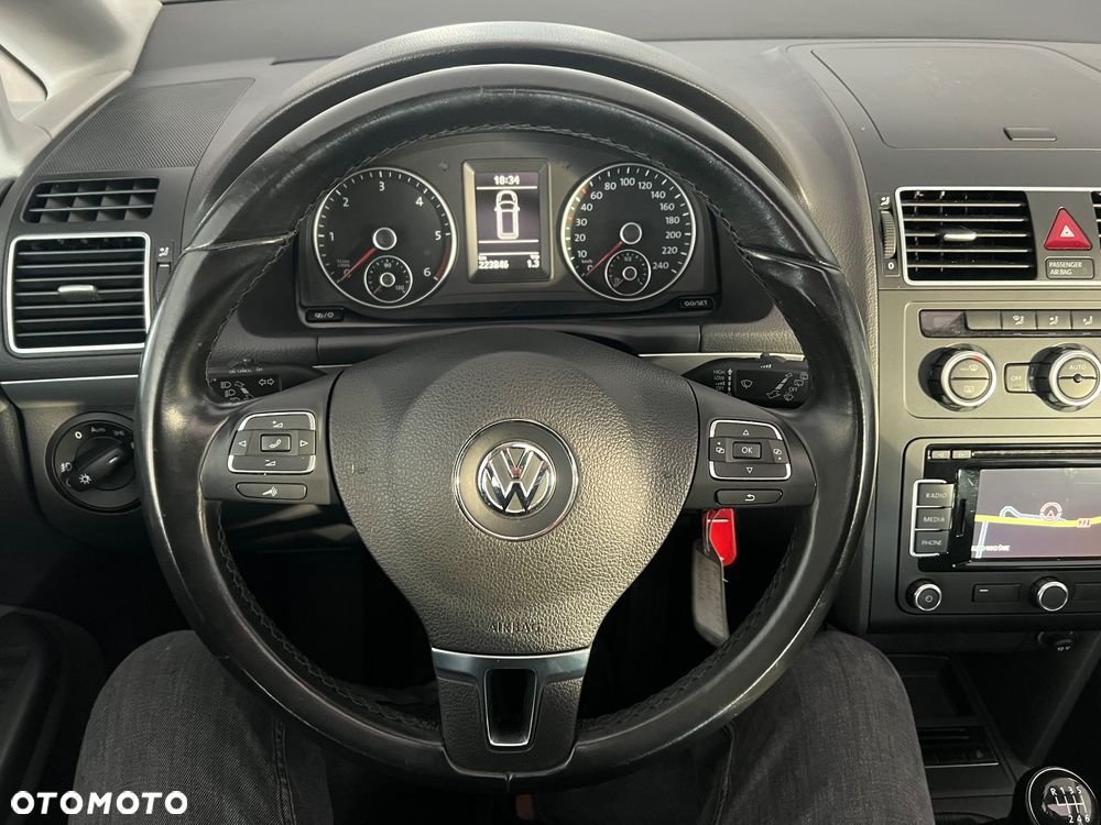 Volkswagen Touran 1.6 TDI DPF BlueMot Comfortline - 35