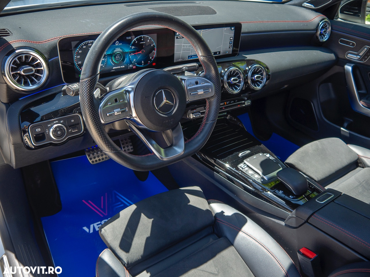 Mercedes-Benz CLA AMG 35 4Matic AMG Speedshift 7G-DCT - 3