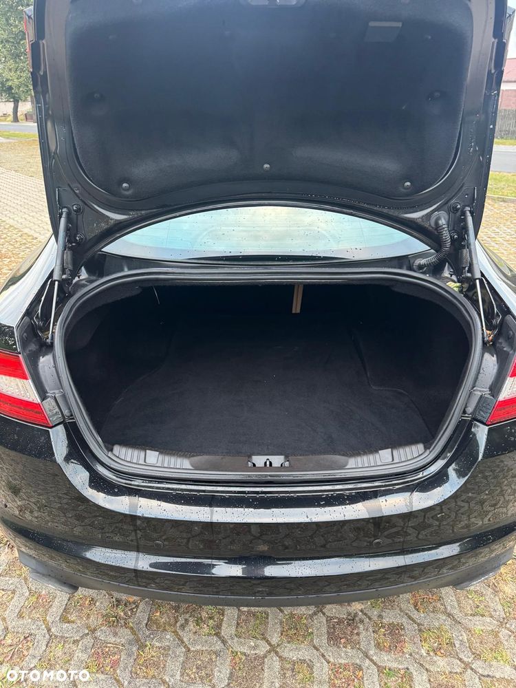 Jaguar XF 3.0 T AWD Luxury - 8