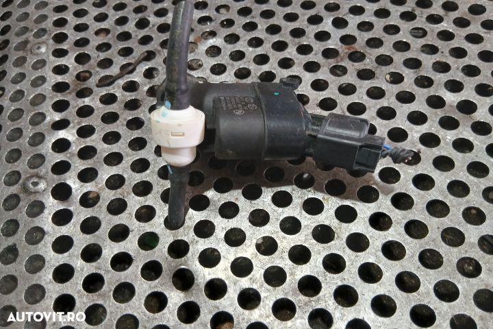 Pompita lichid parbriz si luneta 98510-2W500 98510-2W500 Hyundai i20 - 2