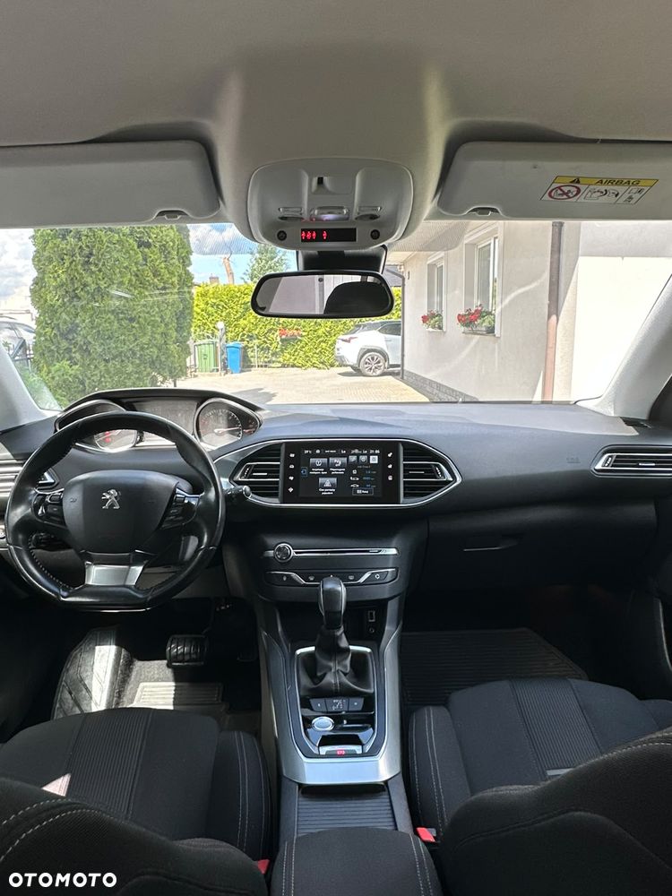 Peugeot 308 BlueHDi 150 Automatik Stop & Start Allure - 19