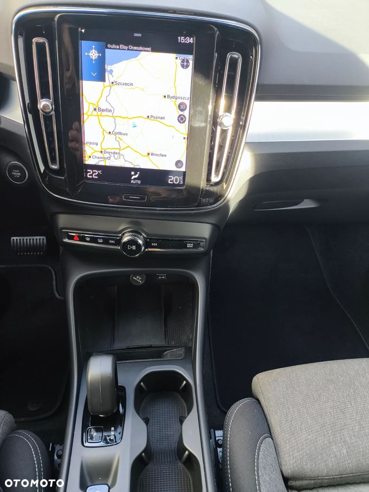 Volvo XC 40 T2 Core - 27