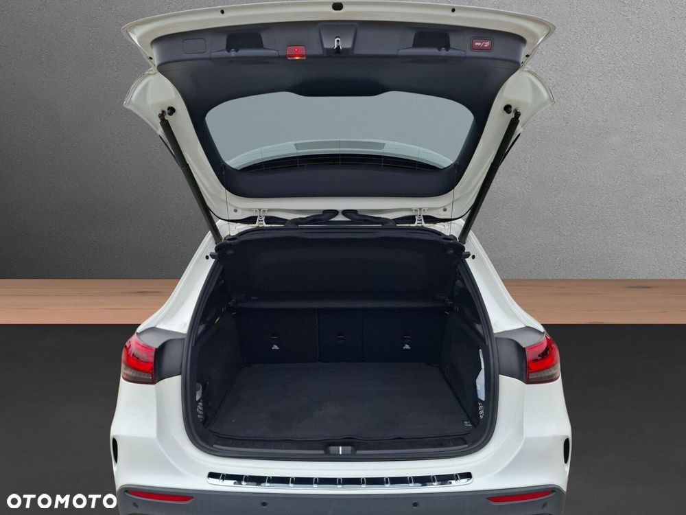 Mercedes-Benz GLA 200 mHEV AMG Line 7G-DCT - 17