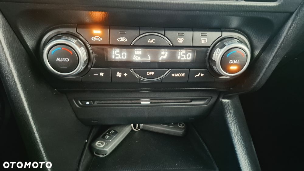 Mazda 3 SKYACTIV-G 120 Urban Limited - 5