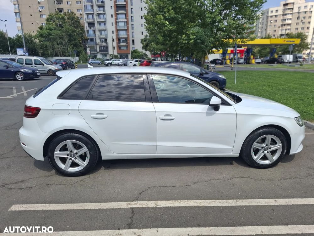 Audi A3 Sportback 1.6 30 TDI Design - 5