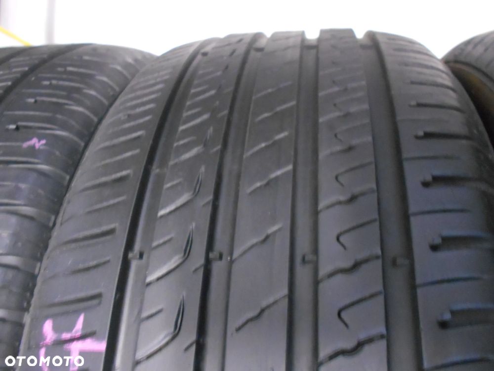 OPONY 215/50R17 BARUM BRAVURIS 5 HM DOT 1922 8MM - 4