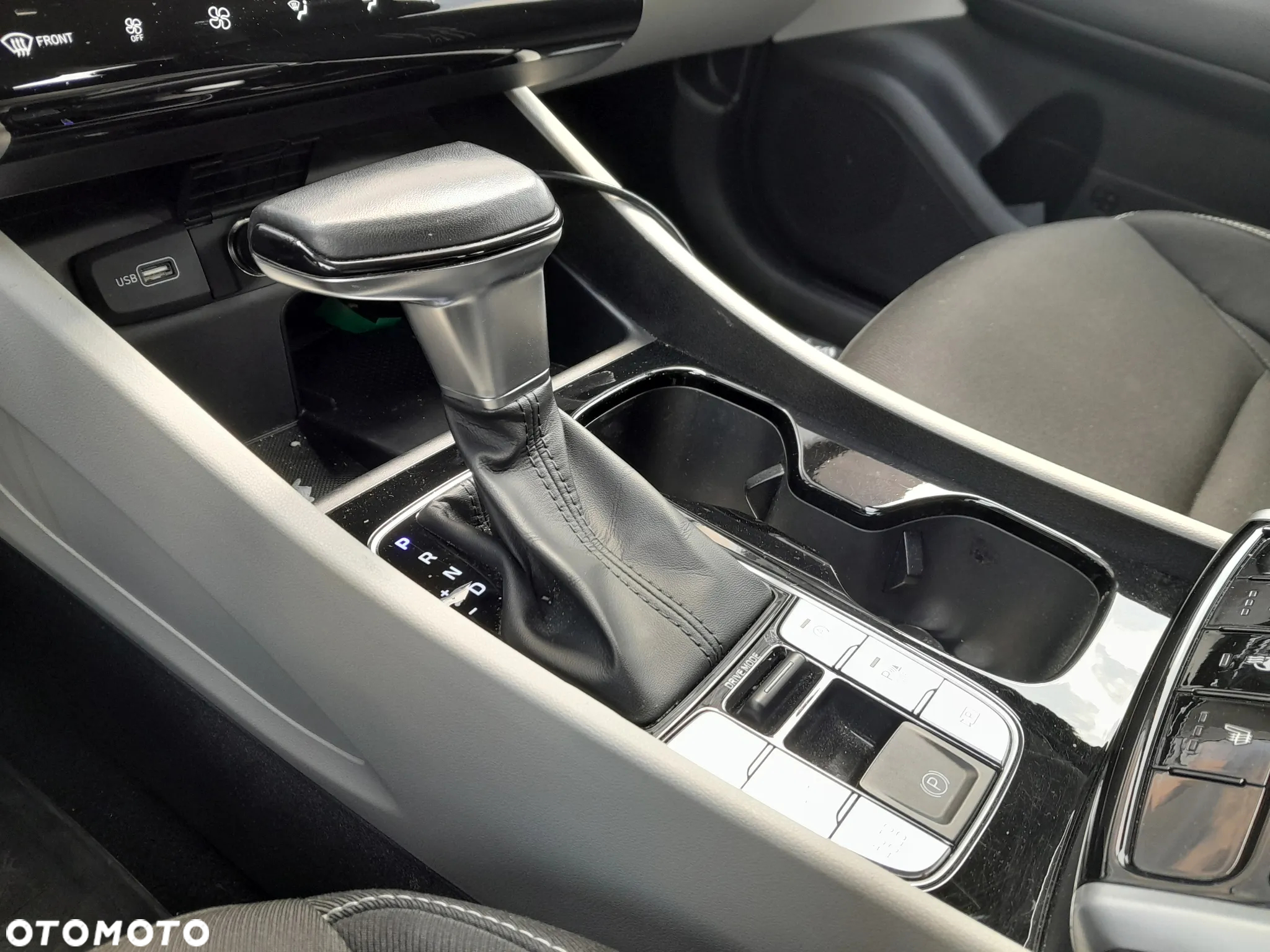 Hyundai Tucson 1.6 T-GDi Smart 2WD - 18