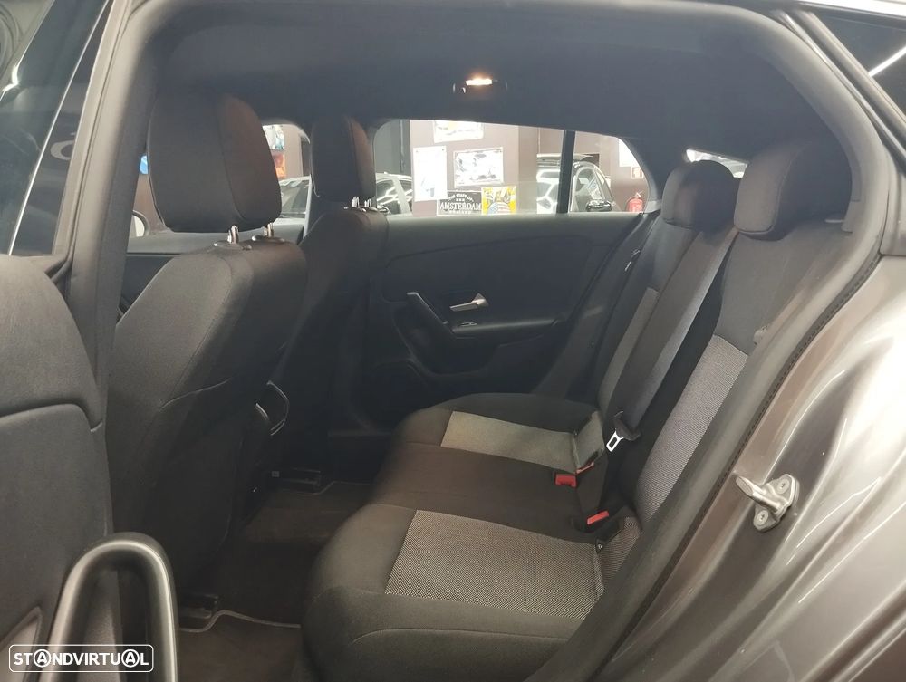 Mercedes-Benz CLA 180 d Shooting Brake Style — fotografia 15