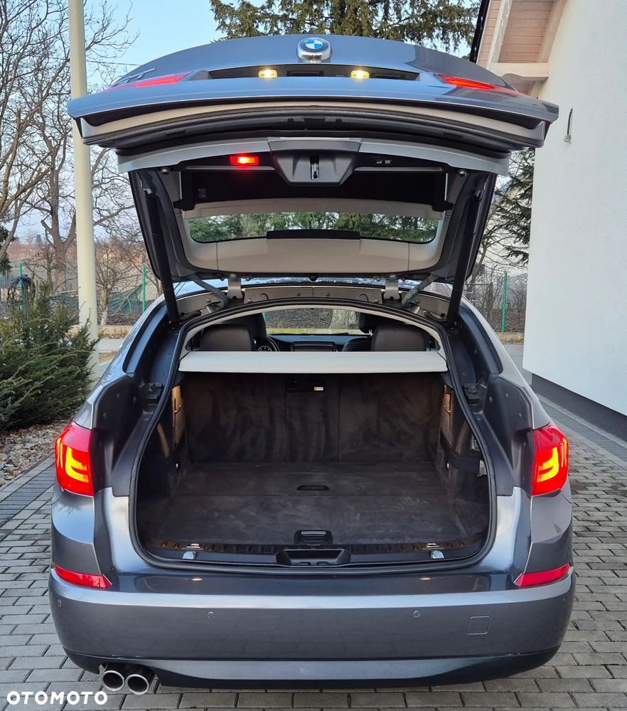 BMW 5GT 520d - 32