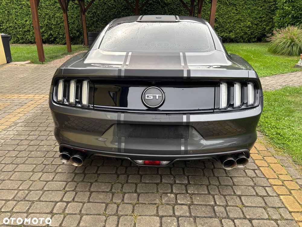 Ford Mustang - 3