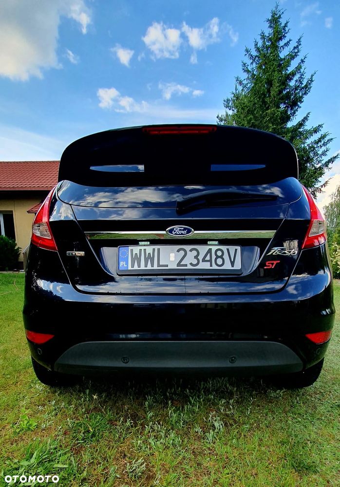 Ford Fiesta 1.6 TDCi Titanium - 17