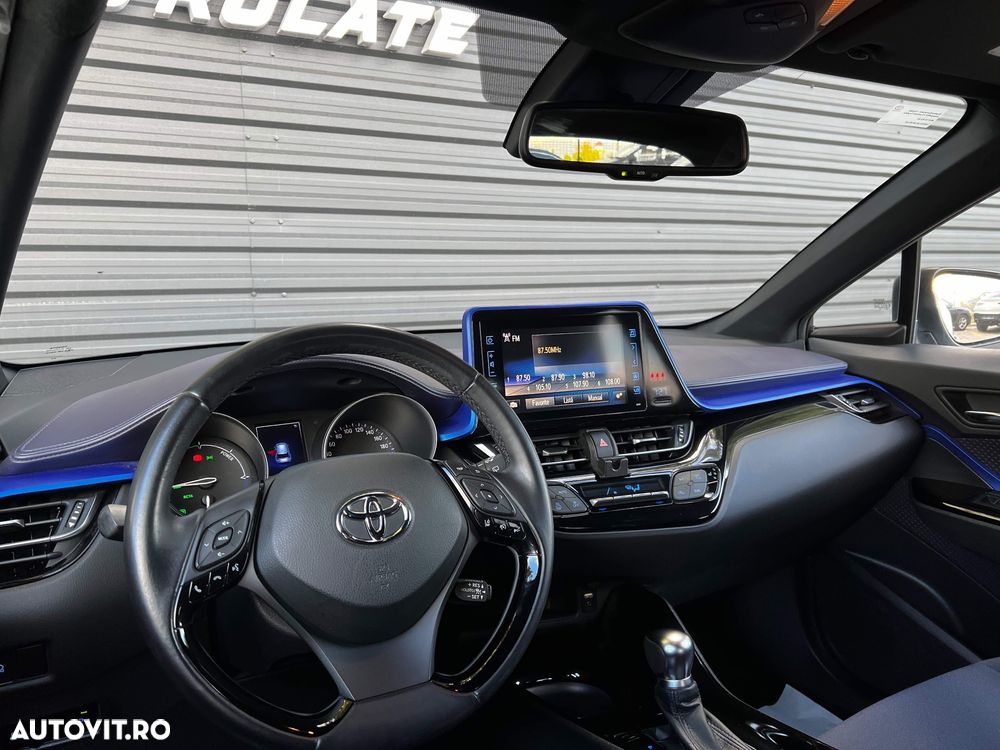 Toyota C-HR 1.8 HSD 4x2 CVT C-enter - 10
