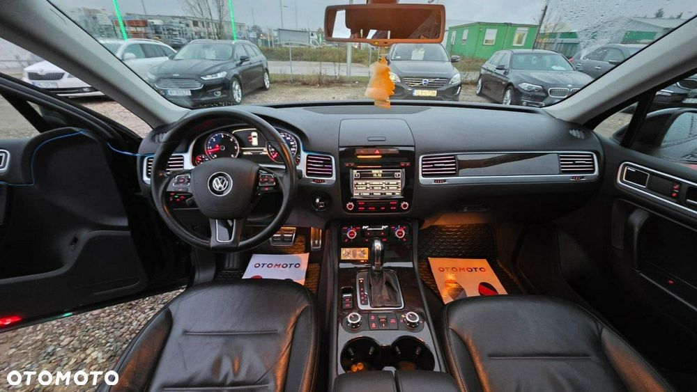 Volkswagen Touareg - 23