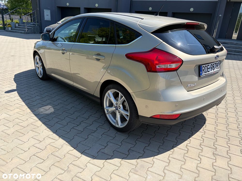 Ford Focus - 12