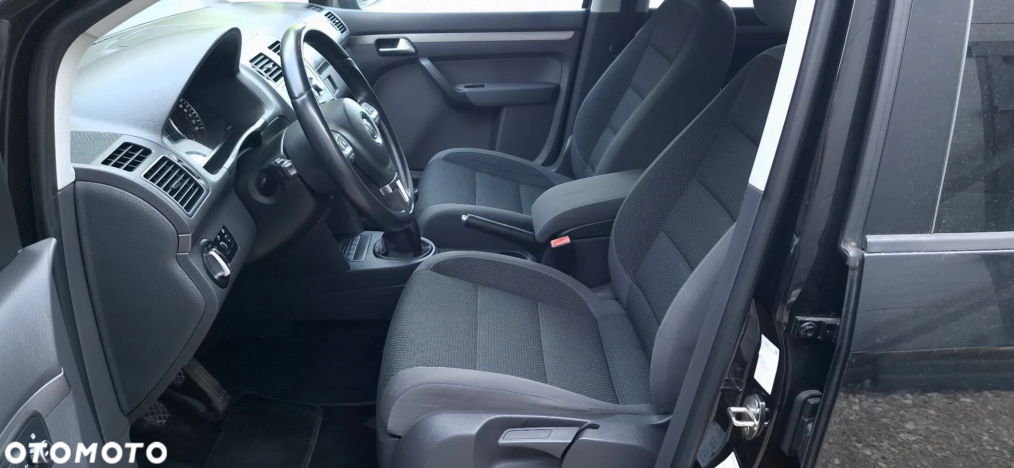 Volkswagen Touran 1.6 TDI DPF Comfortline - 18