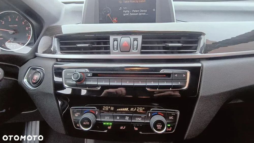 BMW X1 xDrive25i xLine - 34