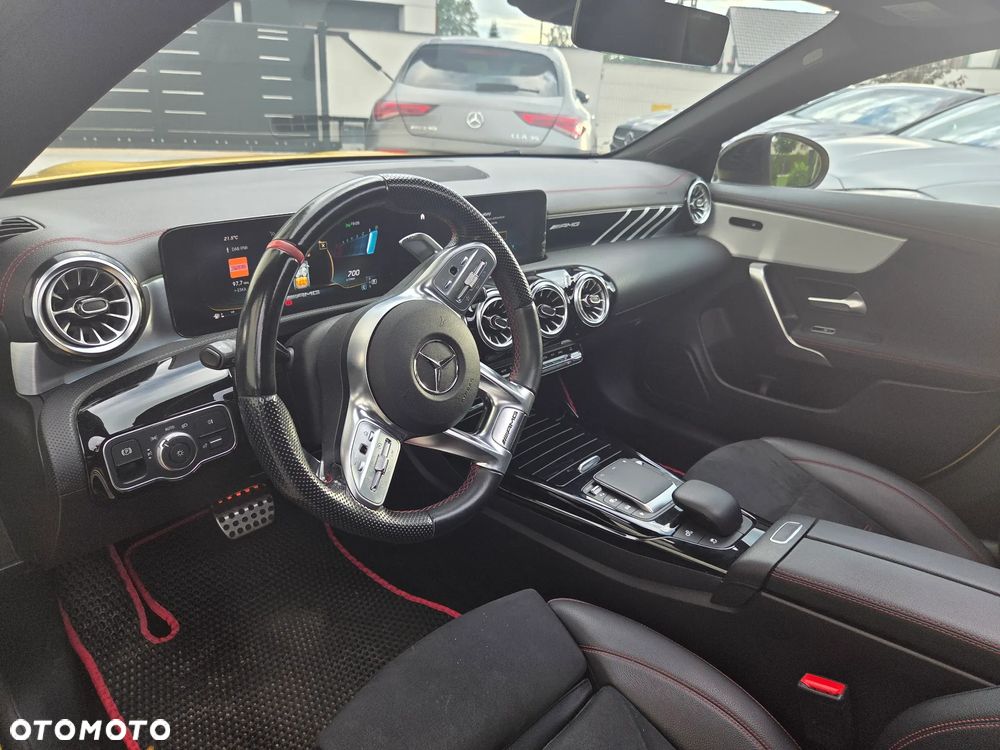 Mercedes-Benz CLA - 7