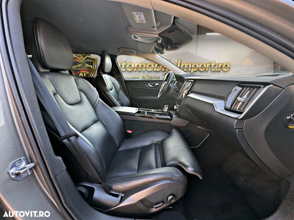 VOLVO V60 2020 — imagine 8