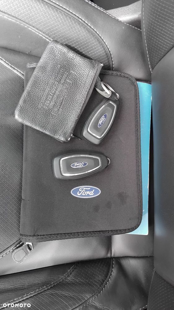 Ford Kuga 2.0 TDCi 4WD Titanium - 22
