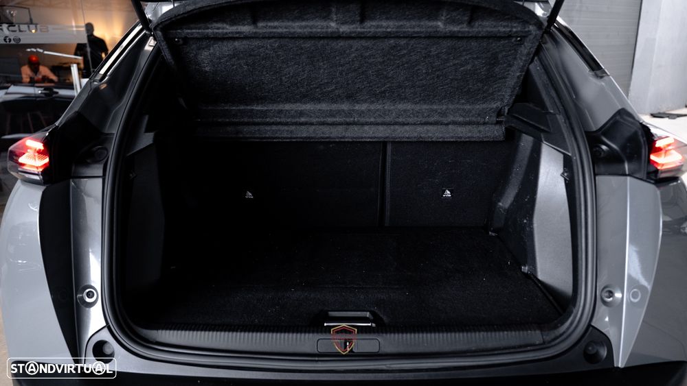 Peugeot 2008 1.5 BlueHDi Allure Pack EAT8 - 9