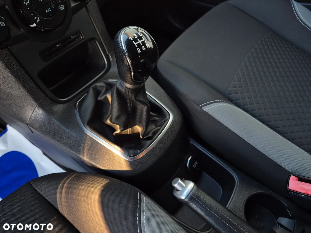 Ford Fiesta - 19