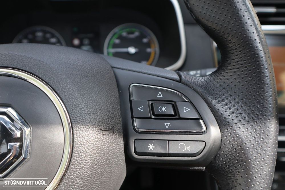 MG ZS EV Luxury - 35