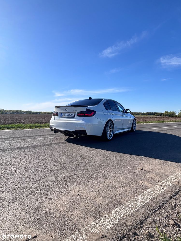 BMW Seria 3 335i xDrive Sport Line - 6