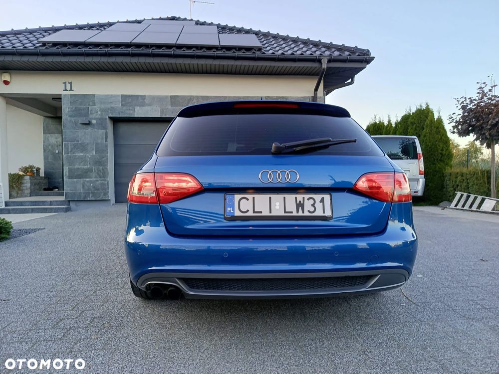 Audi A4 Avant - 4
