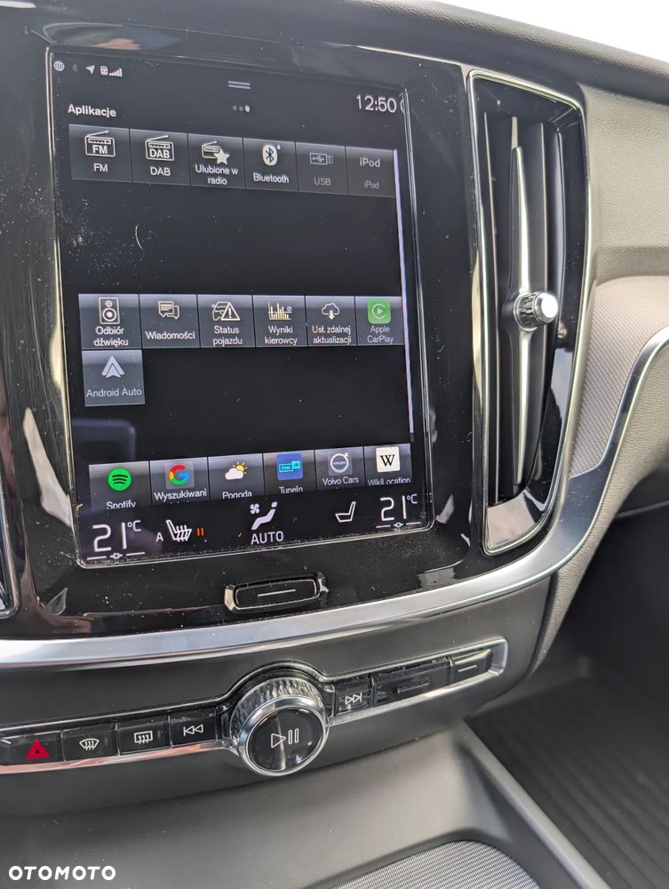 Volvo V60 B4 B R-Design - 32