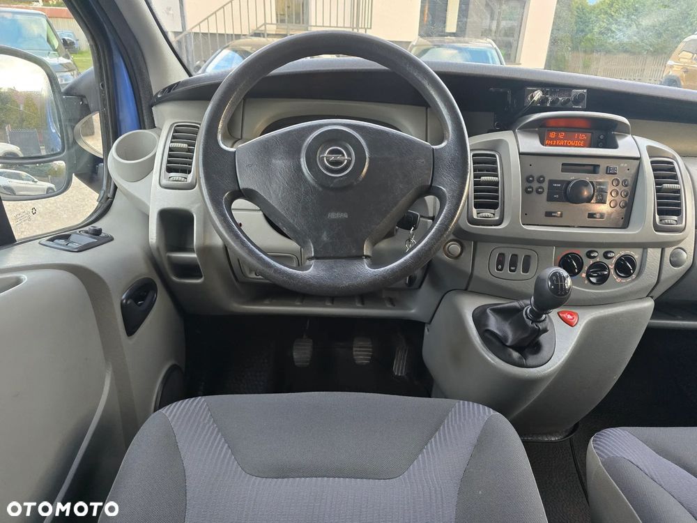 Opel Vivaro - 13