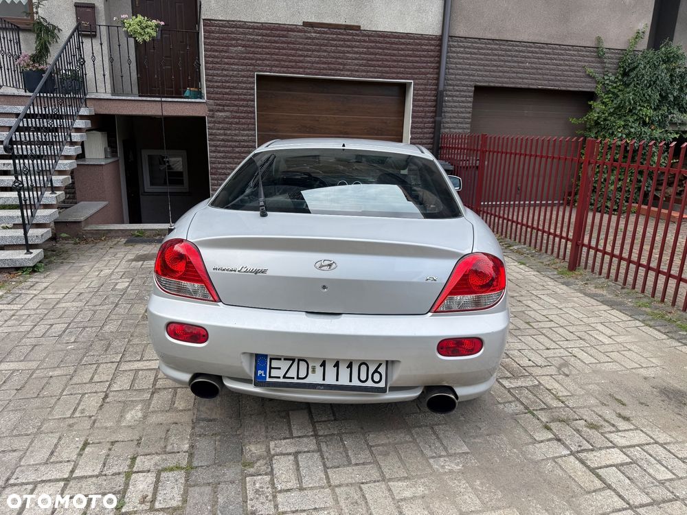 Hyundai Coupe - 8