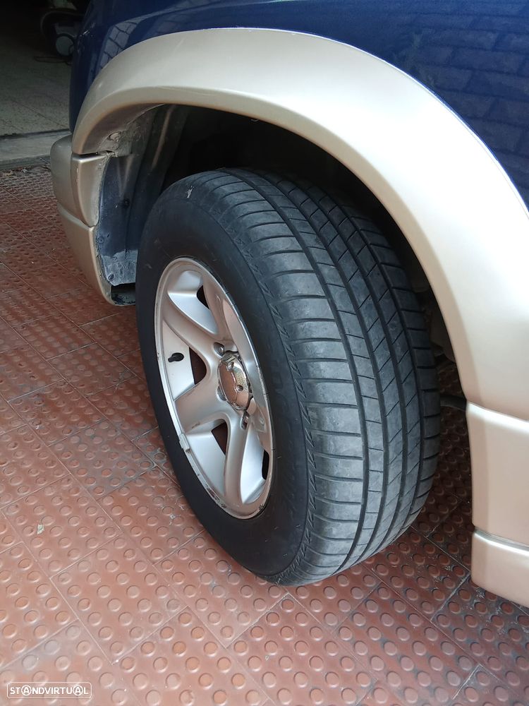 Suzuki Grand Vitara Metal Top 2.0 TDi - 8