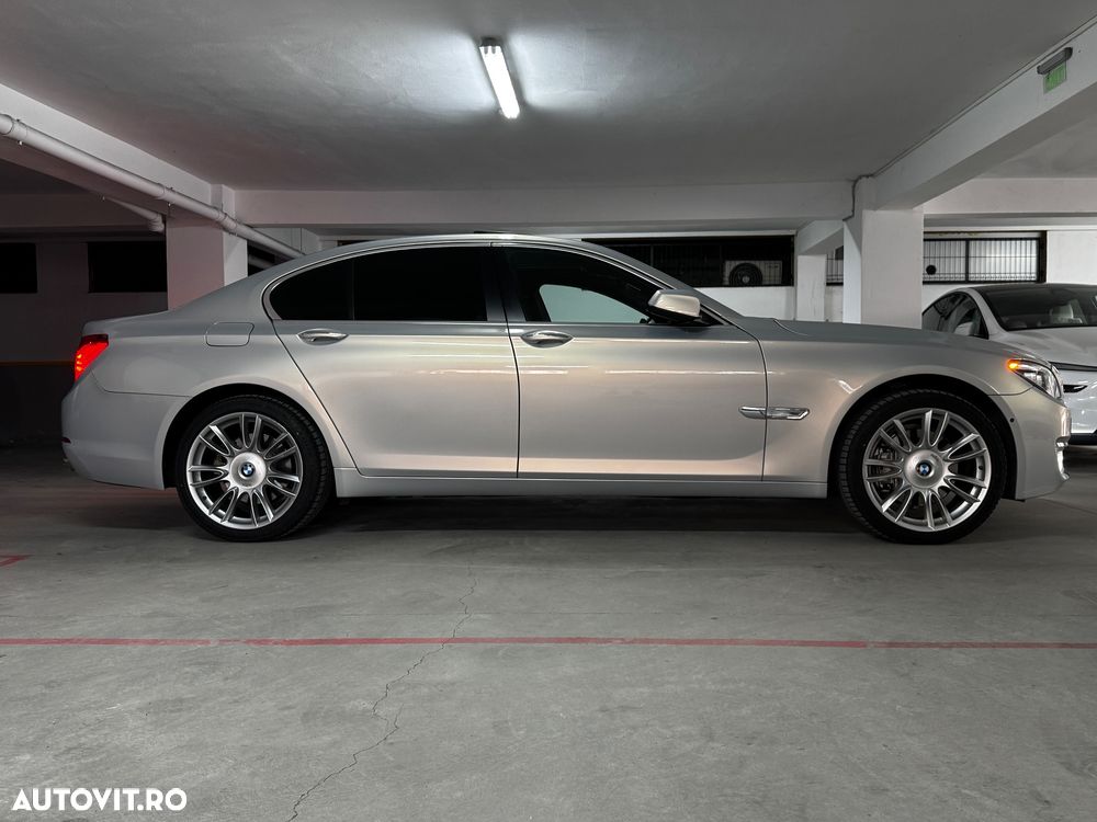 BMW Seria 7 730d xDrive - 5