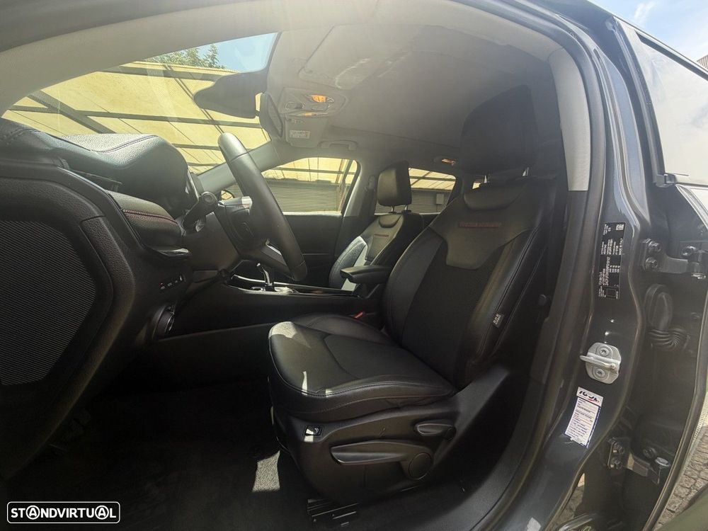 Jeep Compass 1.3 TG Trailhawk - 25