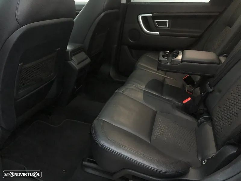 Land Rover Discovery Sport 2.0 eD4 HSE - 23