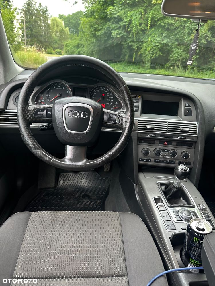 Audi A6 Avant 2.4 - 14