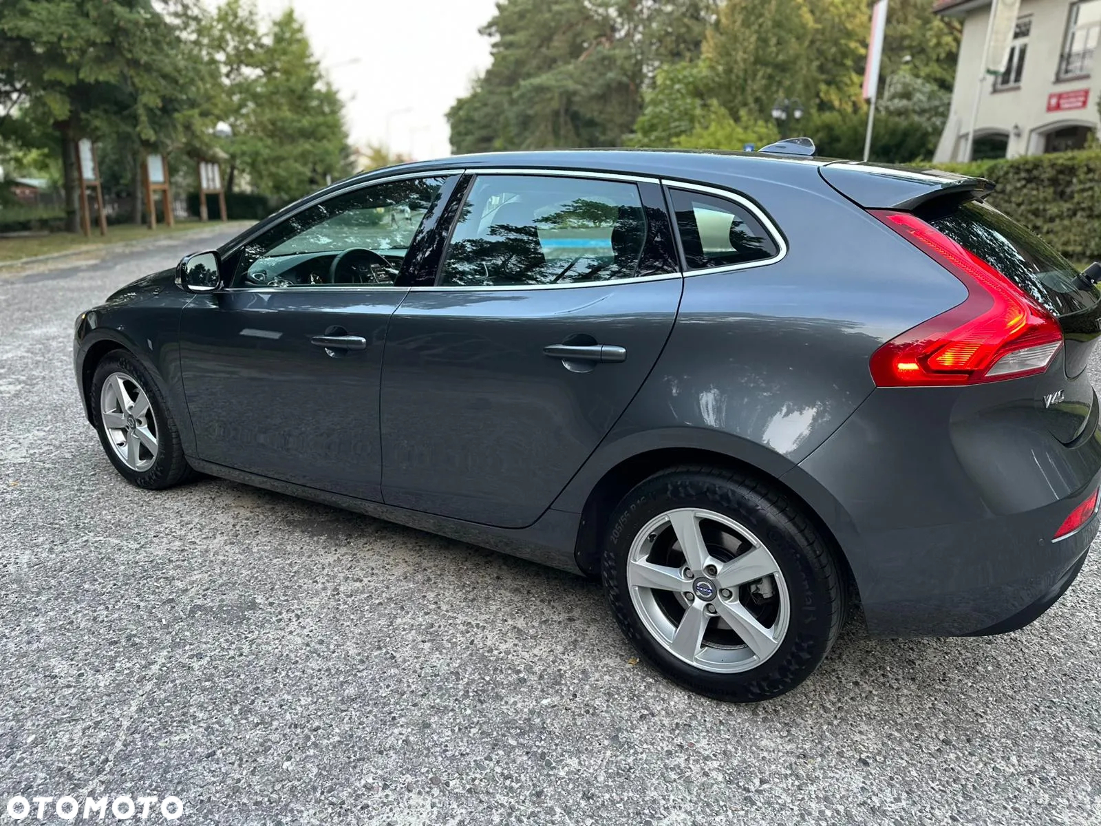 Volvo V40 D2 Momentum - 21