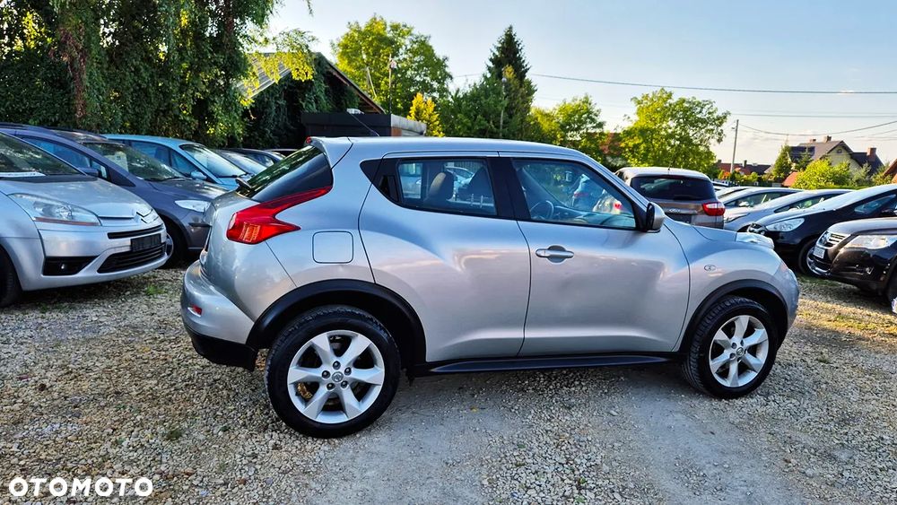 Nissan Juke 1.6 Visia - 12