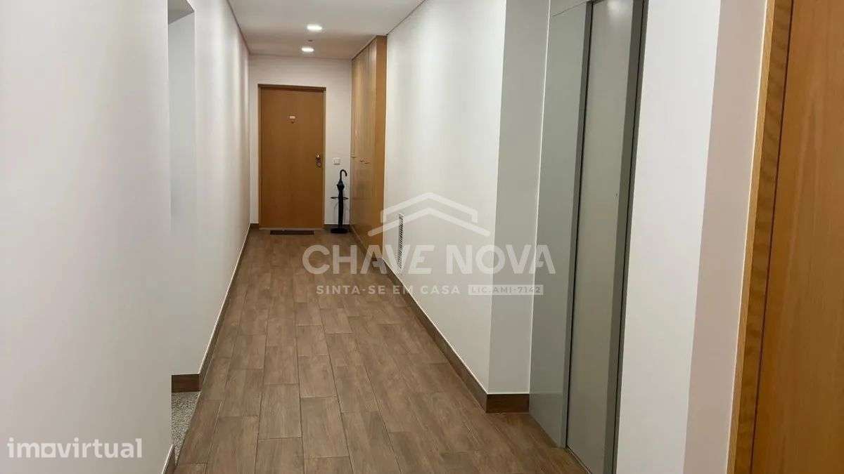 Apartamento T1+1 em Pedroso - CO - Grande imagem: 4/12